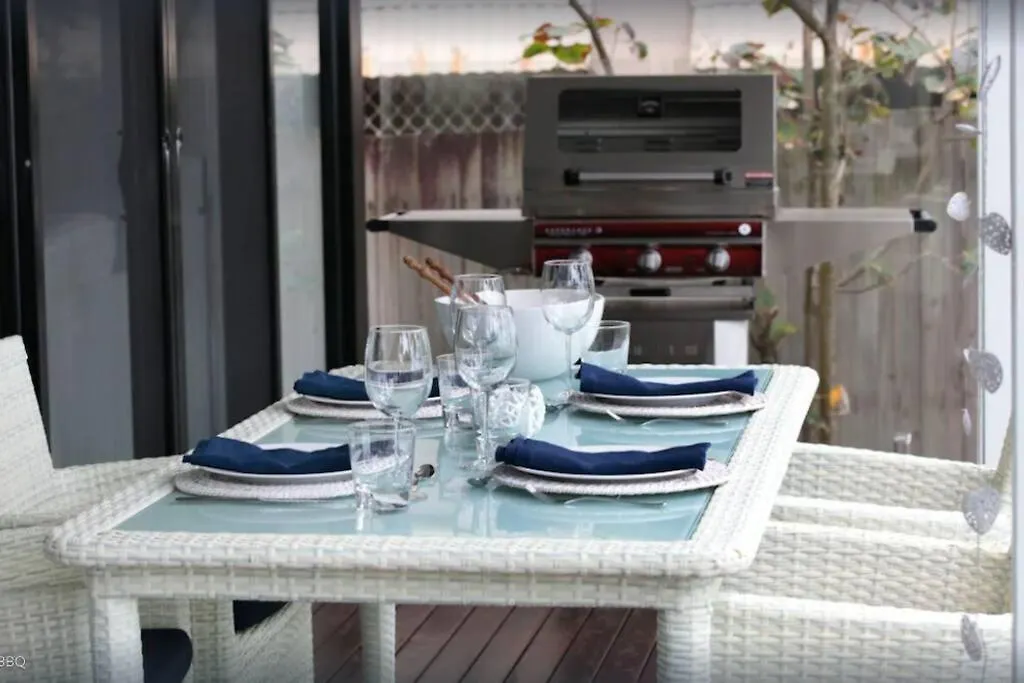 Serenity On Oak Oak Beach Holiday home